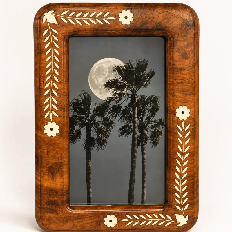 Heritage Bloom Photo Frame